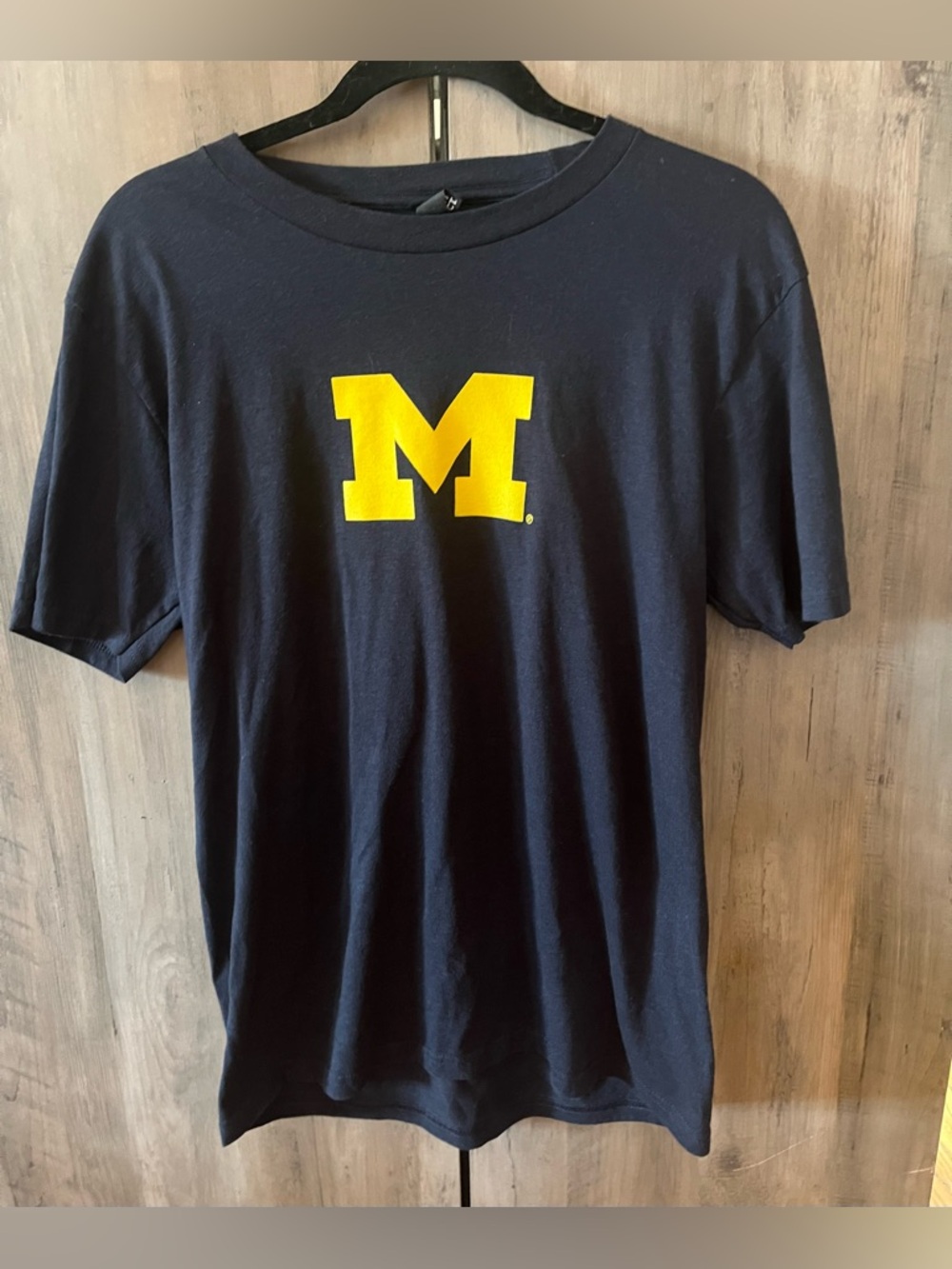 District Navy Short-Sleeve U of M  Logo Tee